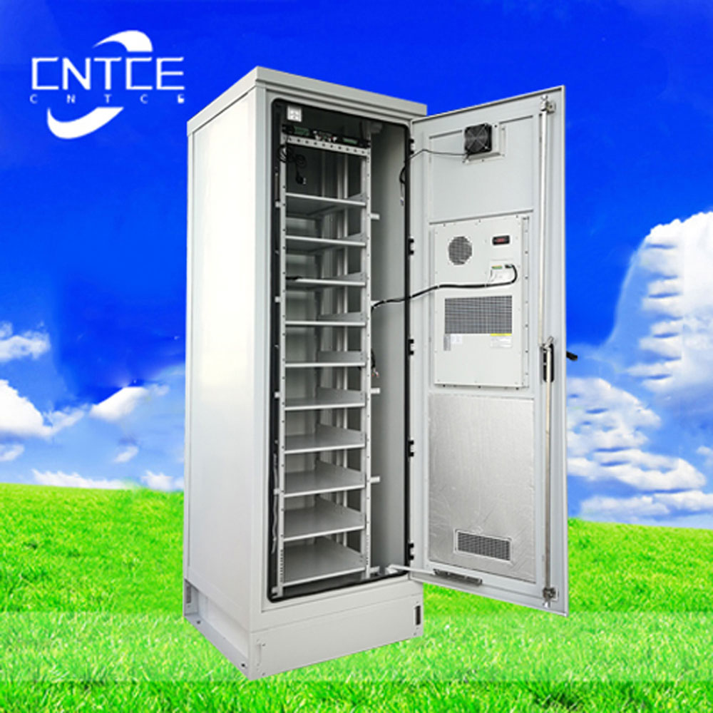 Cabinet Energy Storage System And Energy Storage Solution