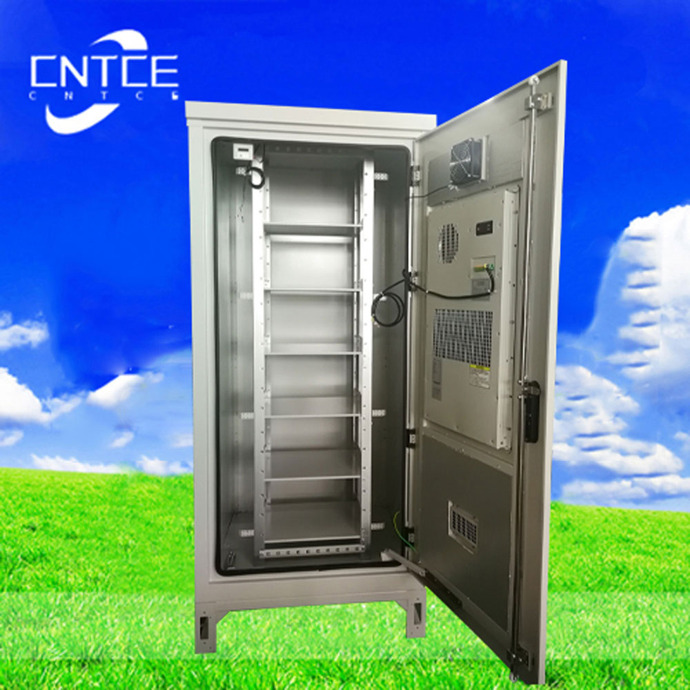 Cabinet Energy Storage System And Energy Storage Solution